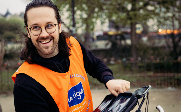 Monodie : le streamer qui traverse l’Europe à vélo au profit de la lutte contre le cancer