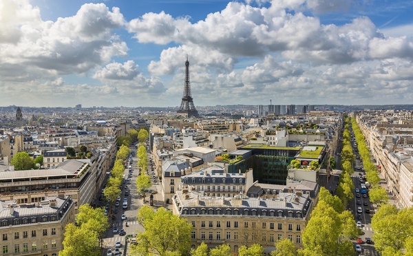 Paris : la fréquentation touristique progresse en mai, portée par la clientèle française