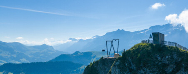 À plus de 2 000 mètres d’altitude, cette station de ski installe une balançoire géante