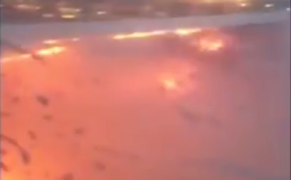 Singapore Airlines : un Boeing 777-300ER prend feu, aucun blessé