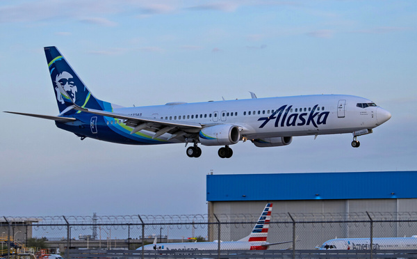 Alaska Airlines : Paris et Athènes en direct depuis Seattle