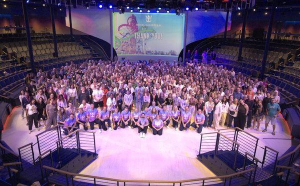 Royal Caribbean réunit plus de 500 agents de voyages à bord du Legend of the Seas