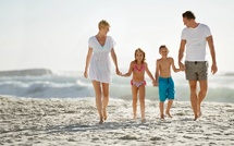 ADN Tourisme agit en faveur du départ en vacances de tous - Photo : Depositphotos.com @PeopleImages.com 
