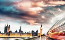 Le groupe RATP cède ses activités de bus touristiques à Londres et Bath